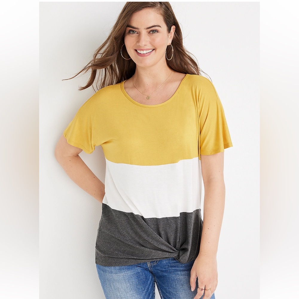 24/7 Flawless Colorblock Knot Hem Tee